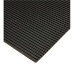 Flat fluted rubber runner matting