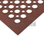 Red Moulded Rubber workstation mats - Drainage type